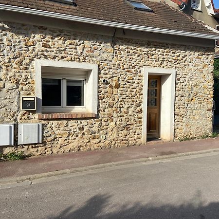 Maison Au Calme A L'Oree Du Bois. Acces A13-A14 Orgeval  Exterior foto